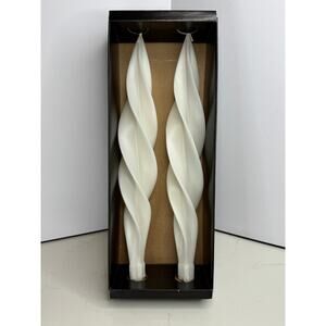 NIB Hand Dipped 12 Inch Spiral Feather Candles White